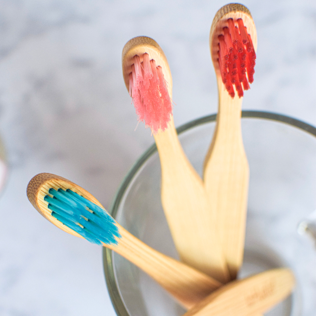 Cepillos de Dientes de Bambú - Image 3